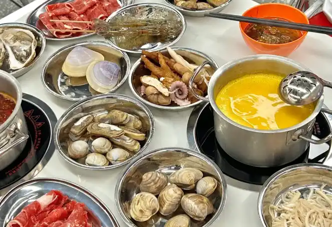 红鼎海鲜捞火锅：从深海到餐桌，以 “鲜” 为刃劈开海鲜火锅同质化困局